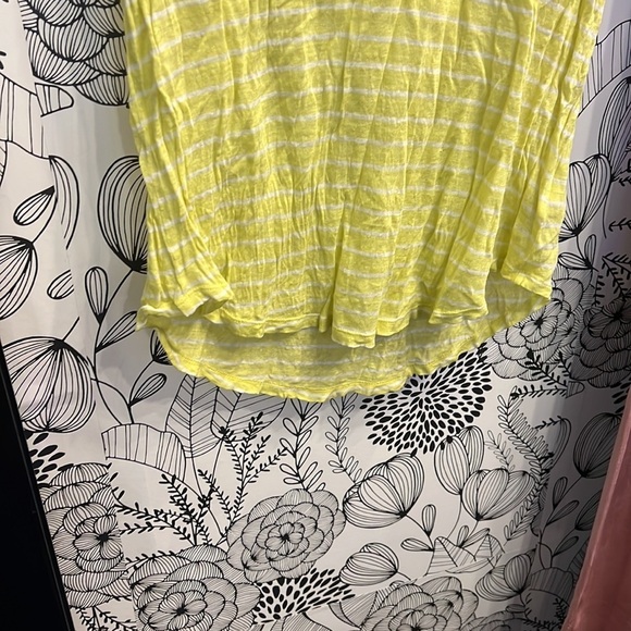 Gap Stripe Linen Tee - Picture 3 of 4